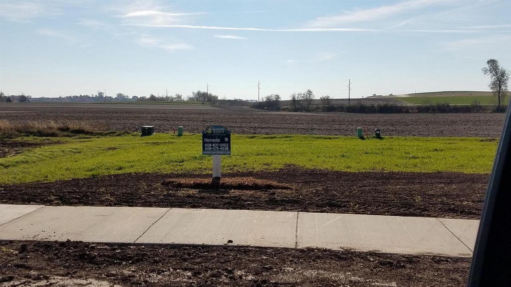 Photo of 848 Valley ROAD, Dane, WI 53529 (MLS # 2018466)