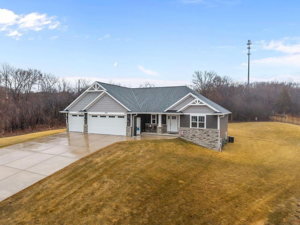 Photo of 1763 Swiss Alps COURT, Greenleaf, WI 54126 (MLS # 50322350)
