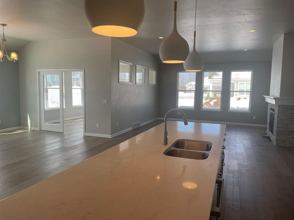 Photo of 3371 Capella LANE, Green Bay, WI 54311 (MLS # 50322857)