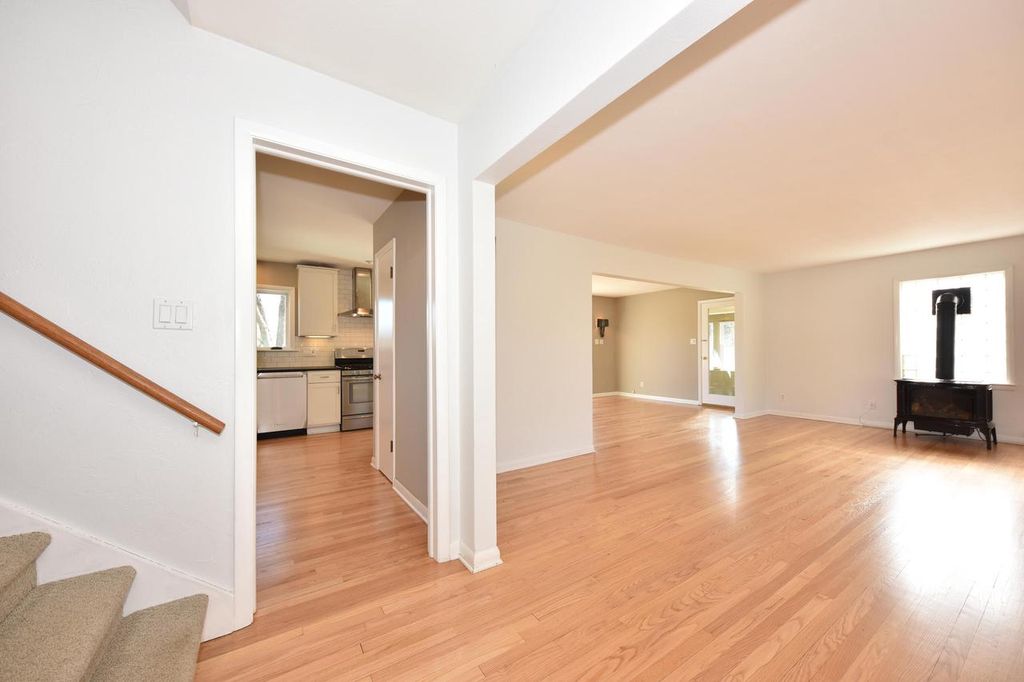 Photo of 11260 N River ROAD, Mequon, WI 53092 (MLS # 1951110)