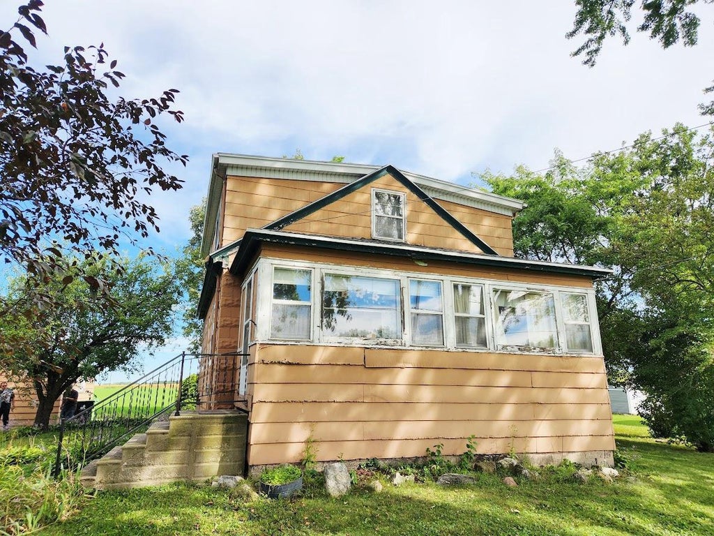 Photo of W6293 Northwestern AVENUE, Fond Du Lac, WI 54937 (MLS # 50332794)