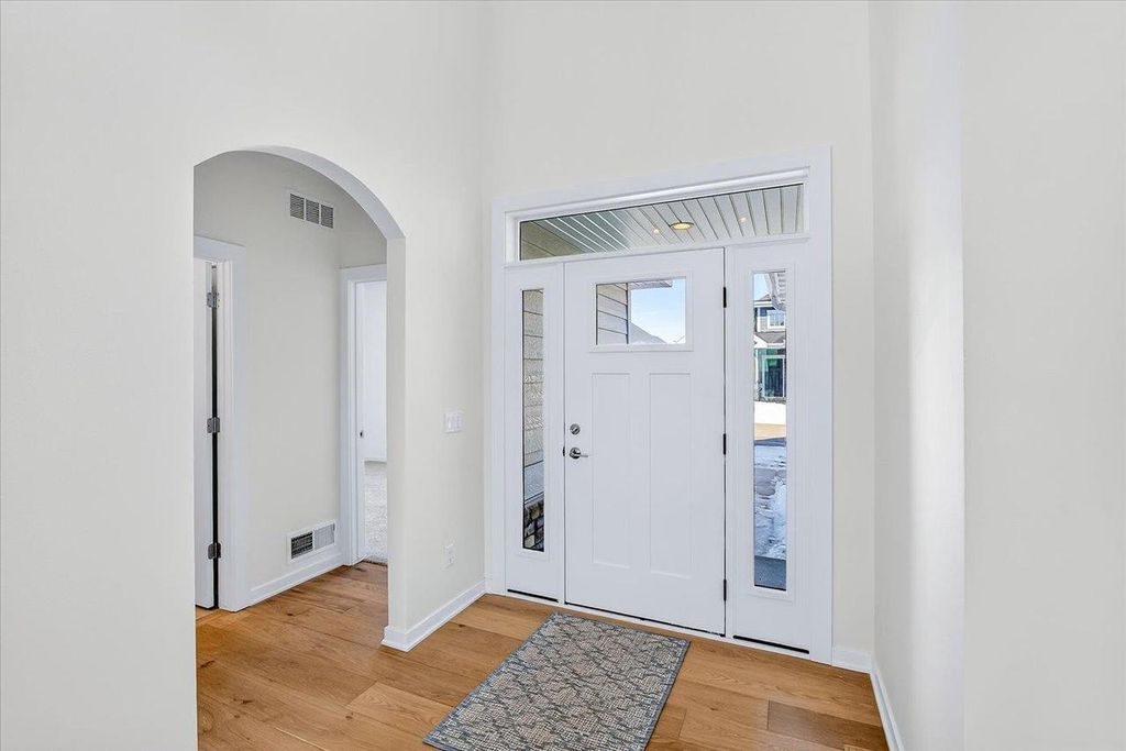 Photo of 1146 Irene COURT, Waunakee, WI 53597 (MLS # 2019419)