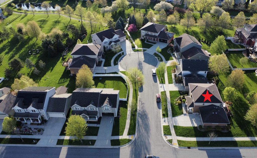 Photo of 1 Matson COURT, Mcfarland, WI 53558 (MLS # 2019692)