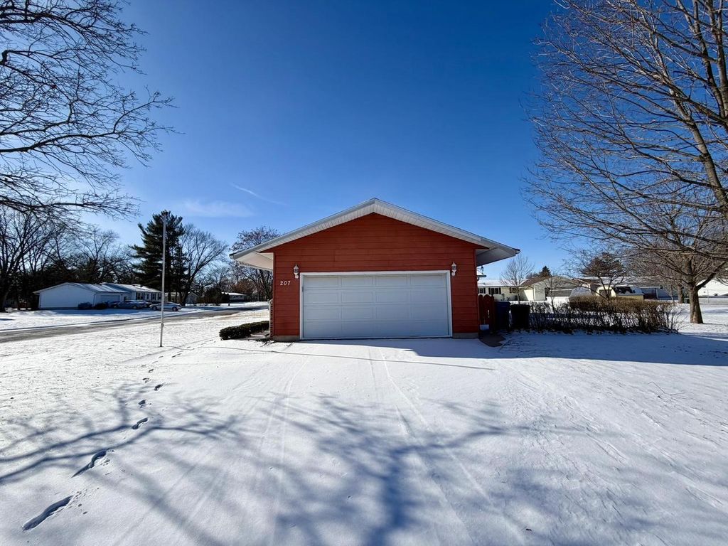 Photo of 207 Cedar AVENUE, Brodhead, WI 53520 (MLS # 2015118)