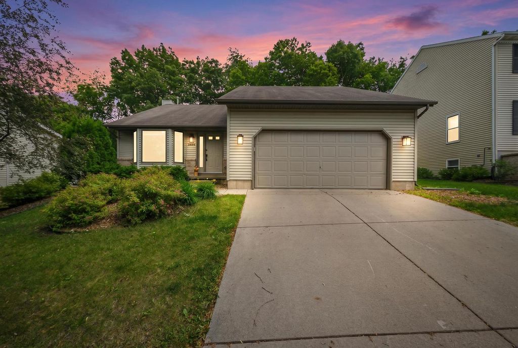 Photo of 3509 Cosgrove DRIVE, Madison, WI 53719 (MLS # 1966222)