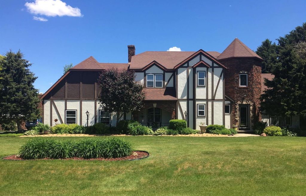 Photo of 2790 Star Crest TRAIL, Sun Prairie, WI 53590 (MLS # 2014139)