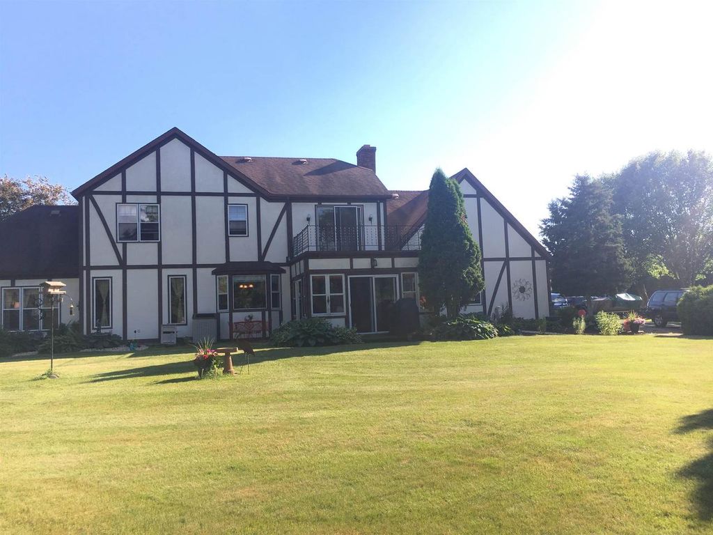 Photo of 2790 Star Crest TRAIL, Sun Prairie, WI 53590 (MLS # 2014139)