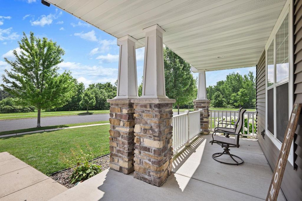 Photo of 100 Farwell DRIVE, Cottage Grove, WI 53527 (MLS # 2027481)