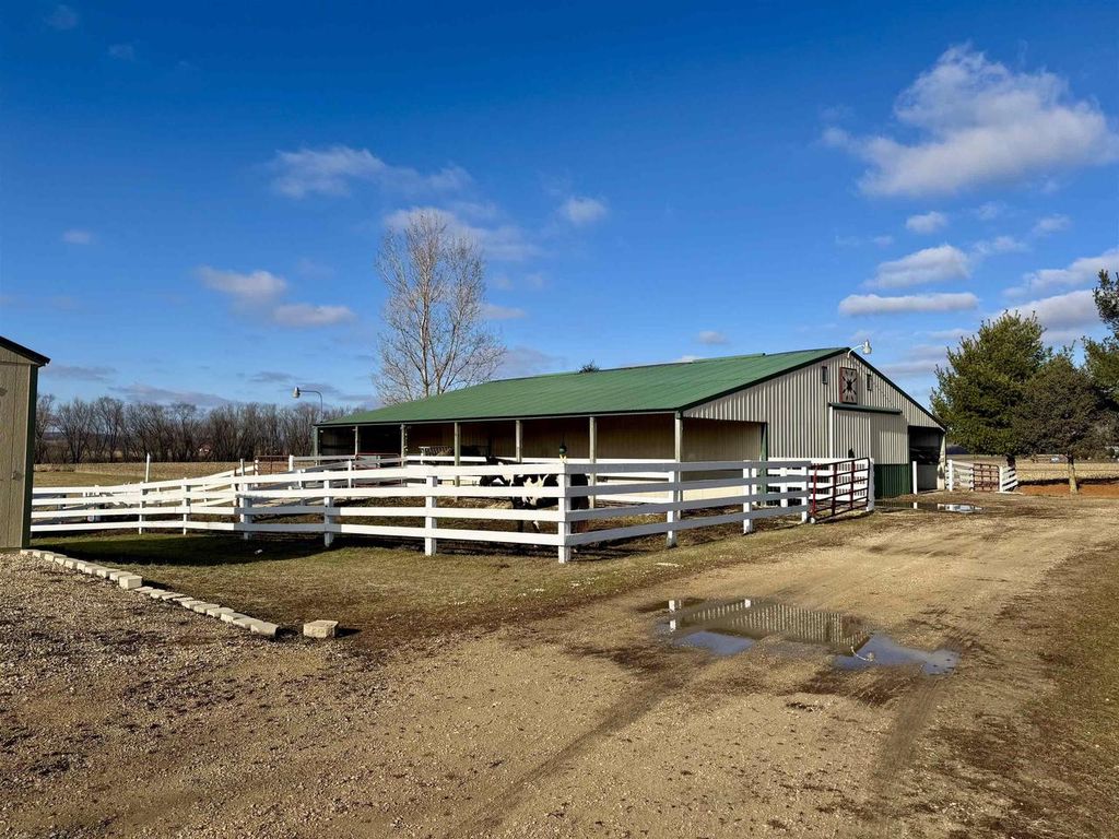 Photo of 28632 County Hwy BA, Richland Center, WI 53581 (MLS # 2014652)