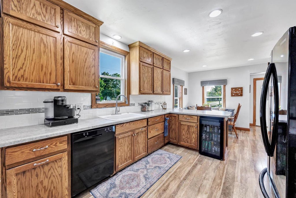 Photo of 705 S Main STREET, Seymour, WI 54165 (MLS # 50329648)