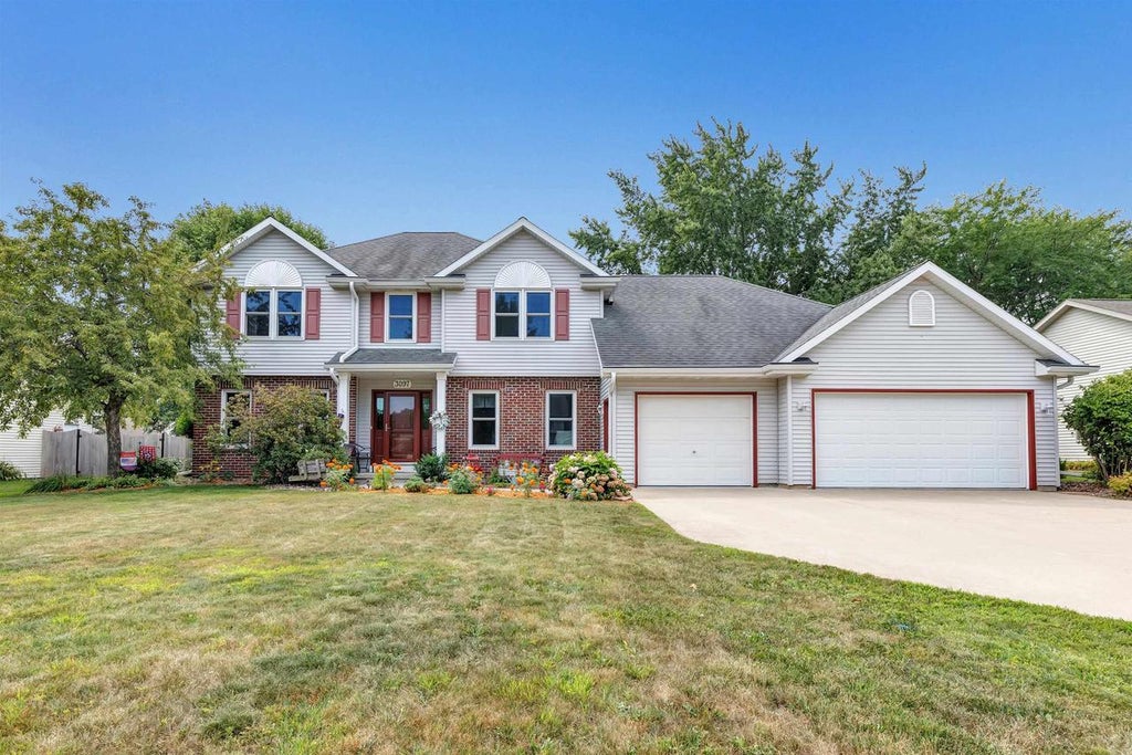 Photo of 3097 Mercedes DRIVE, Green Bay, WI 54313 (MLS # 50331302)
