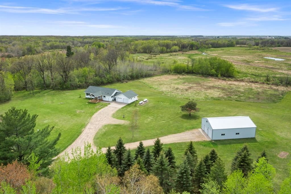 Photo of 209 30th STREET, Clear Lake, WI 54005 (MLS # 1601207)