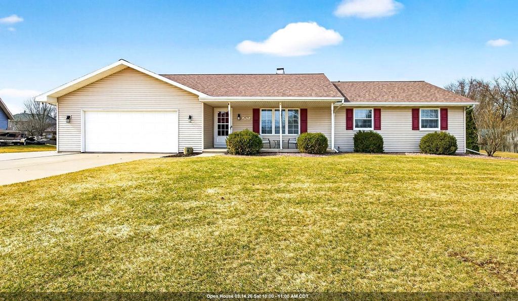 Photo of 2425 Royal Bay Ridge ROAD, New Franken, WI 54229 (MLS # 50322120)