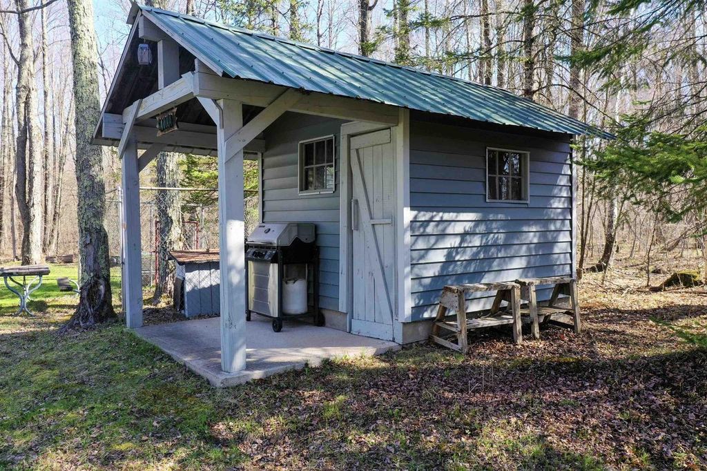 Photo of N8878 Blue Moon LANE, Westboro, WI 54490 (MLS # 22504821)