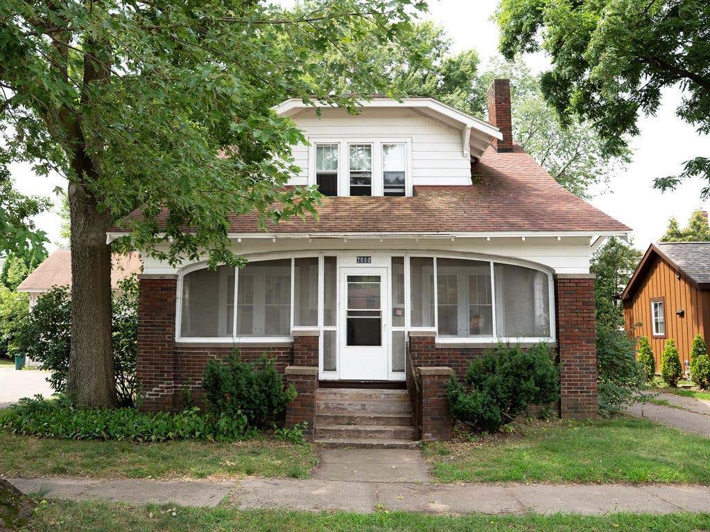 Photo of 1112 S Barstow STREET, Eau Claire, WI 54701 (MLS # 1603927)