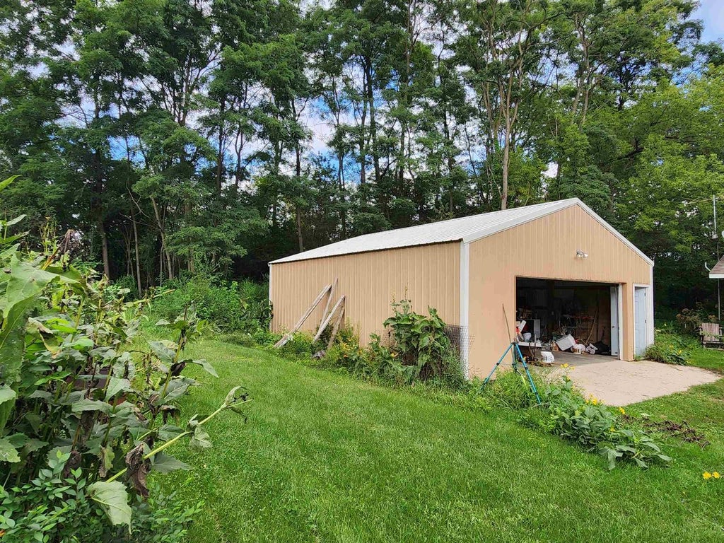 Photo of N8002 Ashley Rd. ROAD, Portage, WI 53901 (MLS # 2032502)