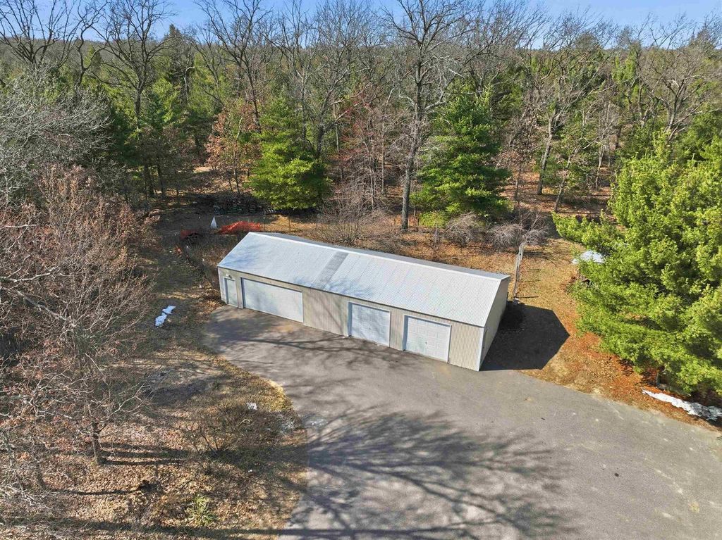 Photo of 890 Gale DRIVE, Wisconsin Dells, WI 53965 (MLS # 2019410)