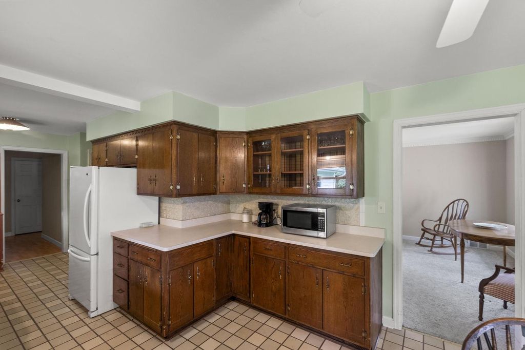 Photo of 825 Kurtis DRIVE, Elm Grove, WI 53122 (MLS # 1961640)
