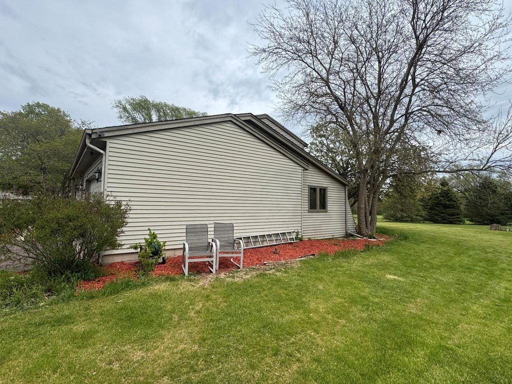 Photo of W354N5766 Lisbon ROAD, Oconomowoc, WI 53066 (MLS # 1962571)