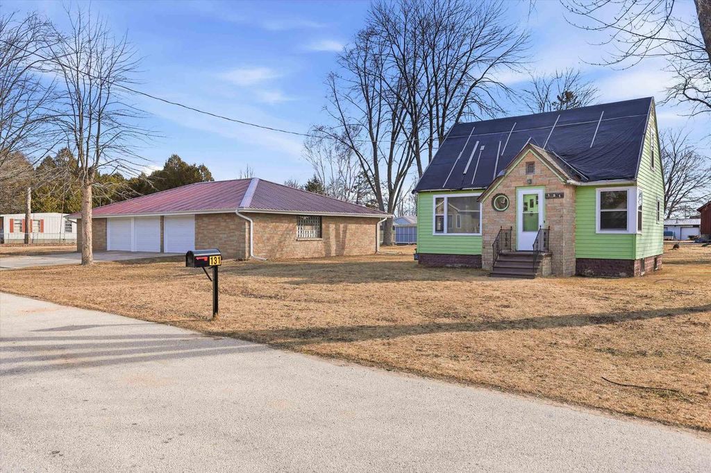 Photo of 131 McKinley STREET, Two Rivers, WI 54241 (MLS # 50322270)