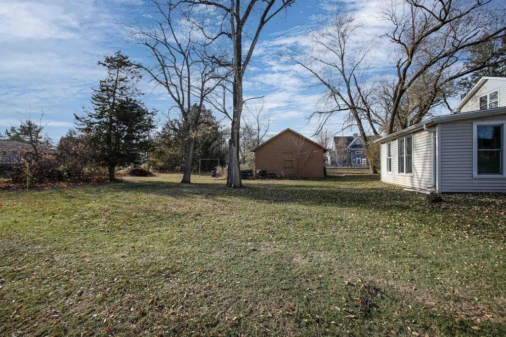 Photo of 224 E Scott STREET, Omro, WI 54963 (MLS # 50318559)