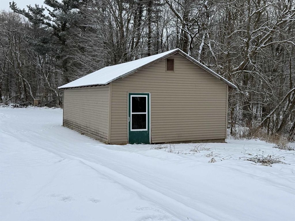 Photo of N6990 Beech ROAD, Shawano, WI 54166 (MLS # 50320515)