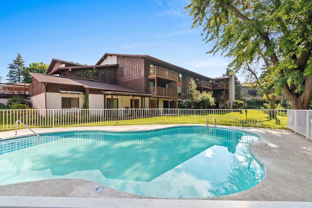 Photo of 2686 Humboldt ROAD #1, Green Bay, WI 54311 (MLS # 50323558)