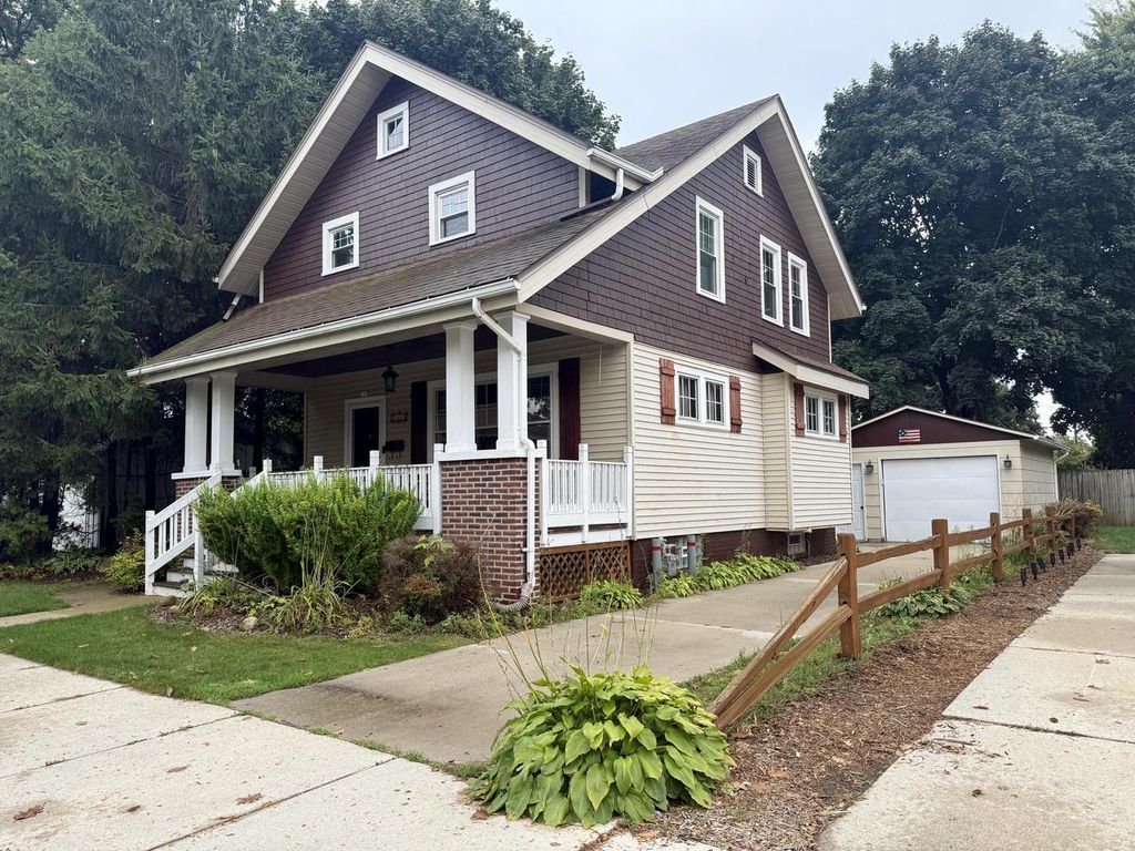 Photo of 717 Geele AVENUE, Sheboygan, WI 53083 (MLS # 1936907)