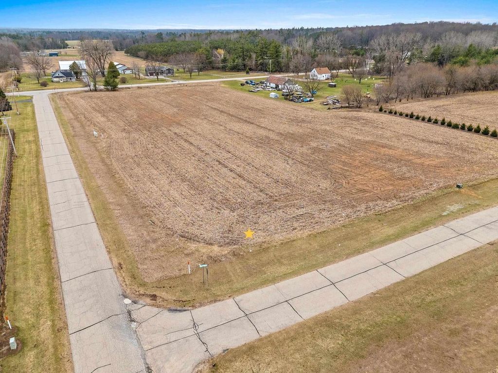 Photo of Kingfisher LANE, Oconto Falls, WI 54154 (MLS # 50323756)