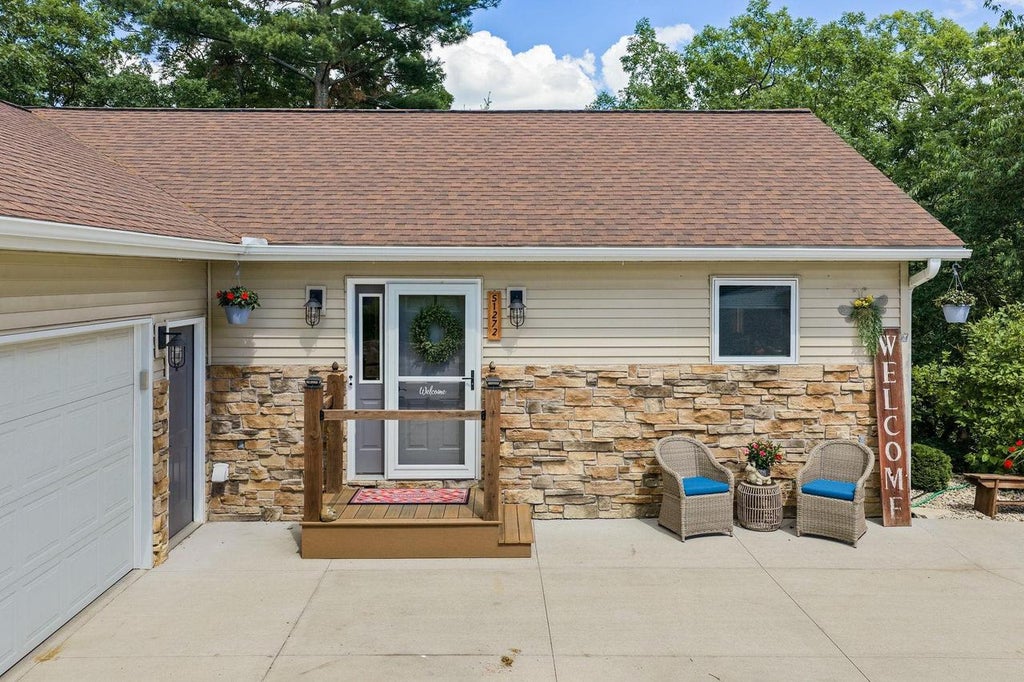 Photo of S1272 Lost Oaks COURT, Wisconsin Dells, WI 53965 (MLS # 2025845)