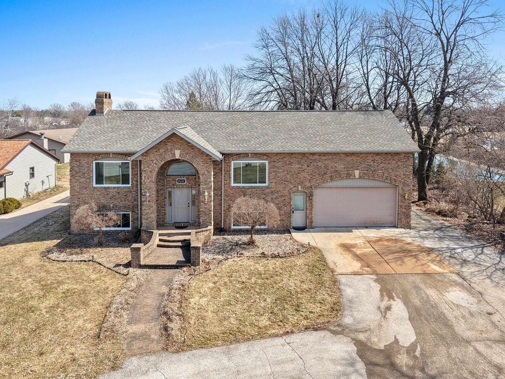 Photo of 2646 Bay Settlement ROAD, Green Bay, WI 54311 (MLS # 50323108)