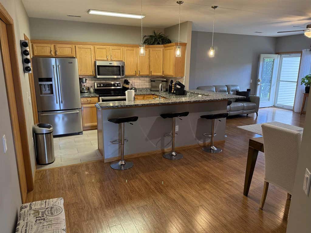 Photo of 136 Alpine Meadows COURT, Oregon, WI 53575 (MLS # 2030034)