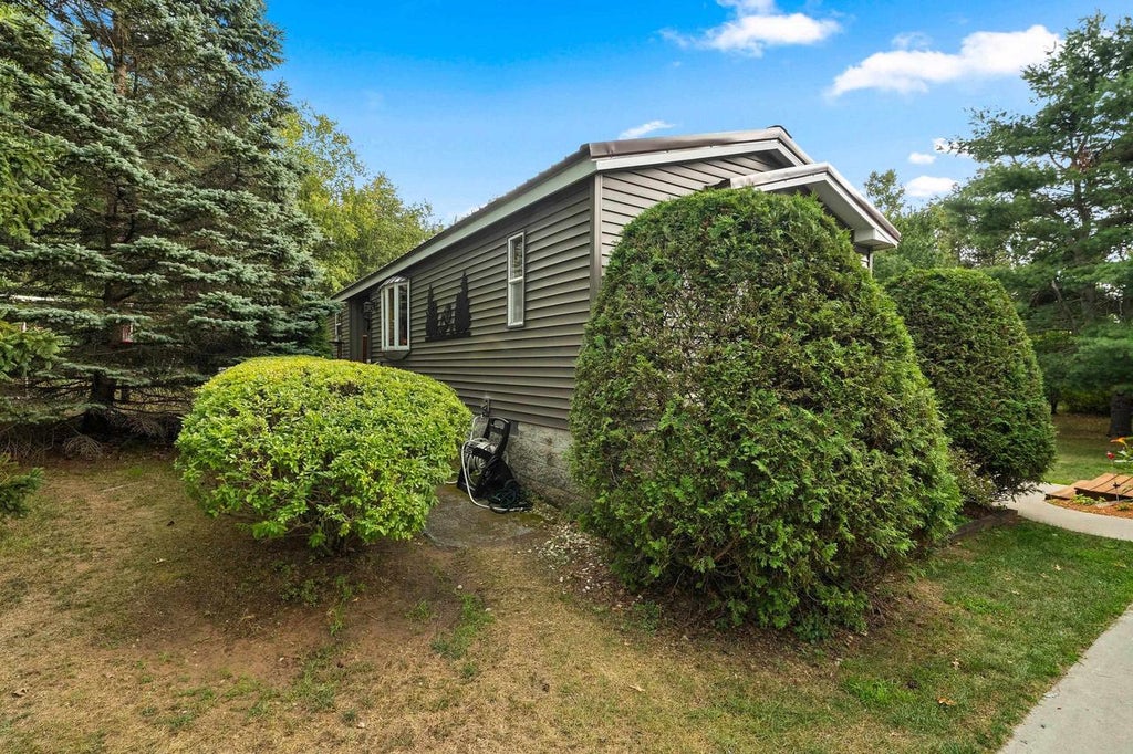 Photo of W11101 Sunset Valley ROAD, Crivitz, WI 54114 (MLS # 50331290)
