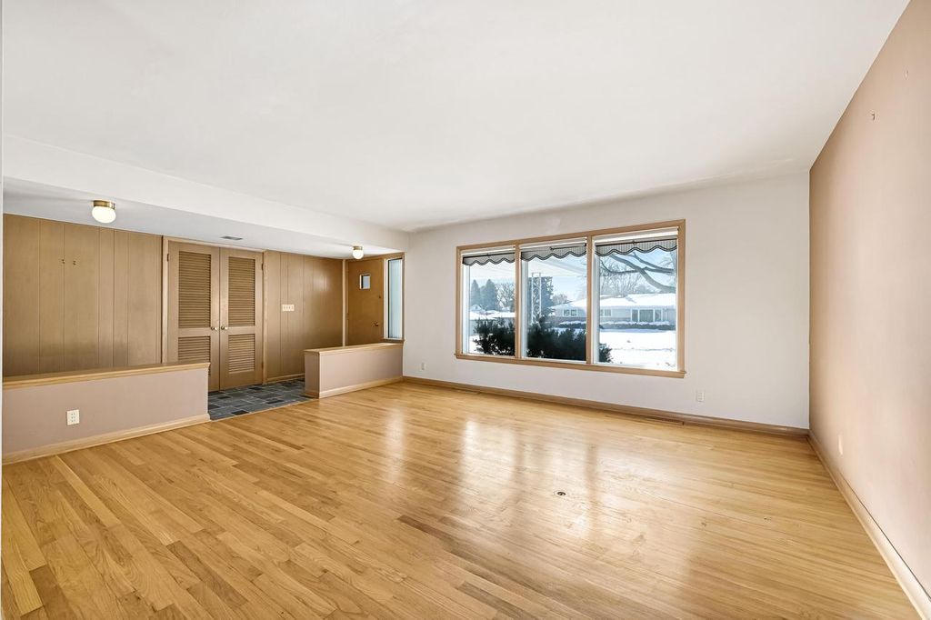 Photo of 6046 S 22nd STREET, Milwaukee, WI 53221 (MLS # 1947841)