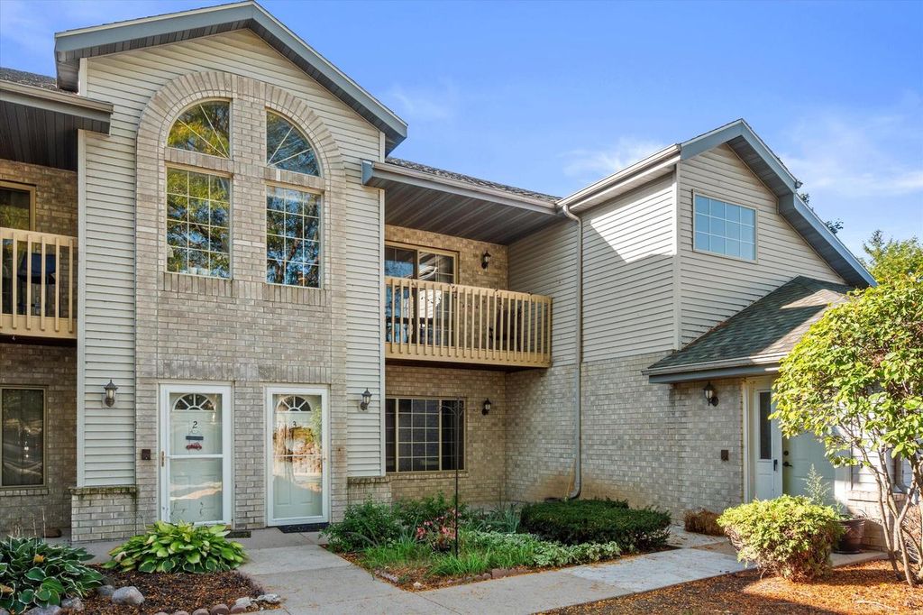 Photo of 9390 W Loomis ROAD #3, Franklin, WI 53132 (MLS # 1937776)