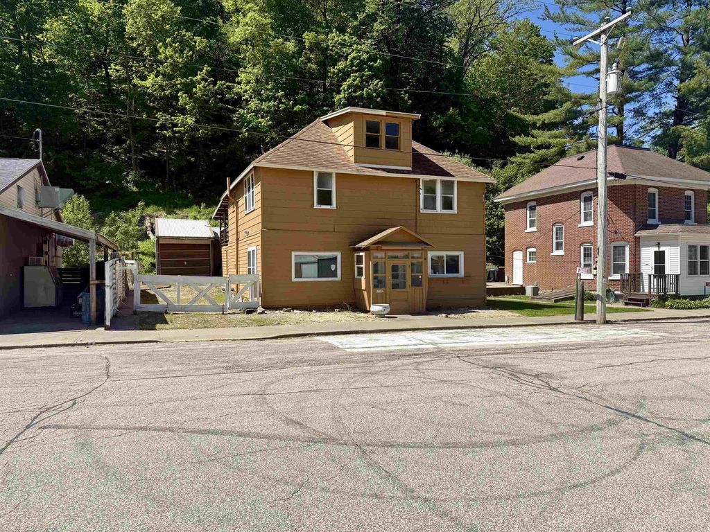 Photo of 13249 Main STREET, Glen Haven, WI 53810 (MLS # 2023777)
