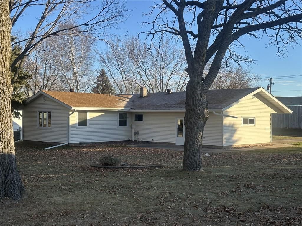 Photo of 3230 Preston ROAD, Eau Claire, WI 54703 (MLS # 1597178)