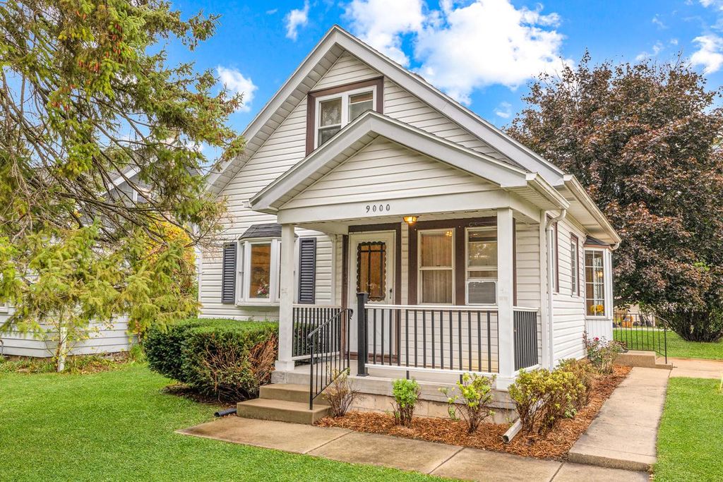 Photo of 9000 W Cold Spring ROAD, Greenfield, WI 53228 (MLS # 1939013)