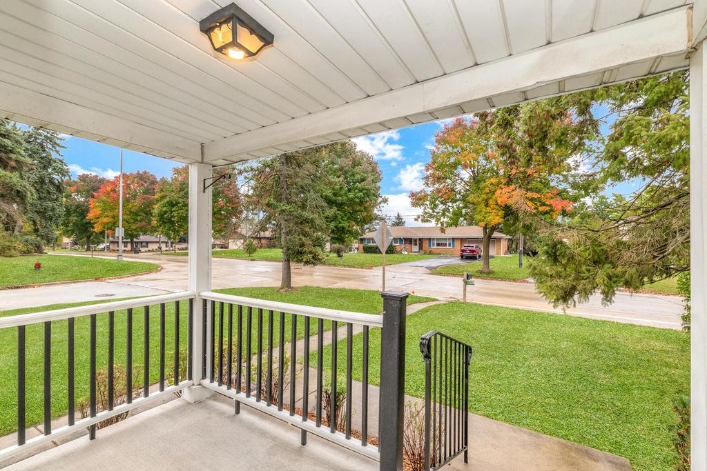 Photo of 9000 W Cold Spring ROAD, Greenfield, WI 53228 (MLS # 1939013)
