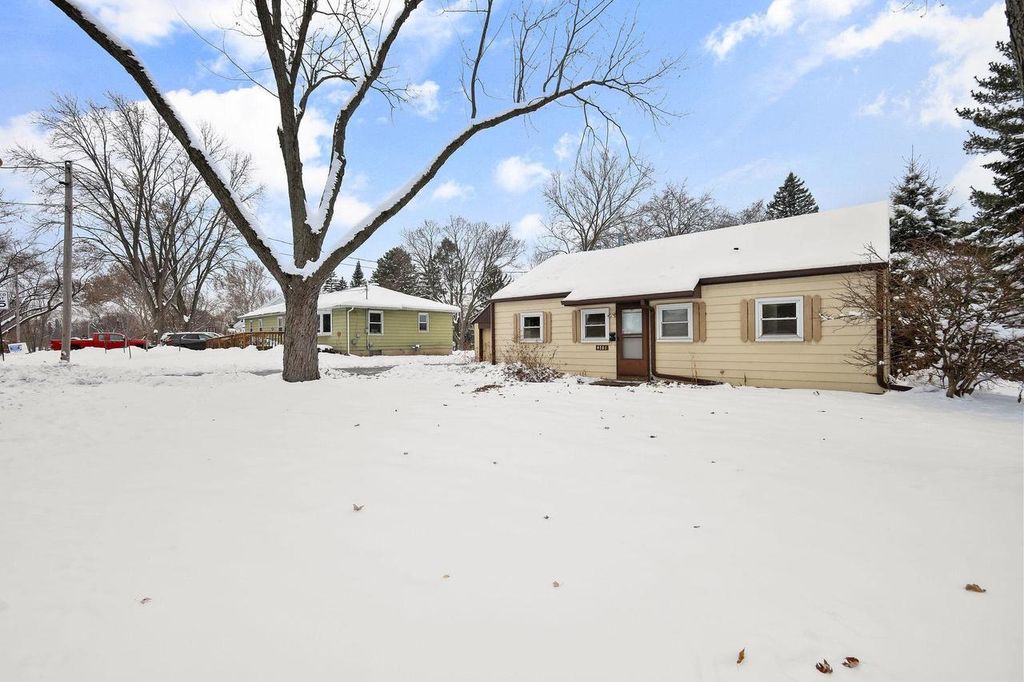 Photo of 4701 Shore Acres ROAD, Monona, WI 53716 (MLS # 2013381)