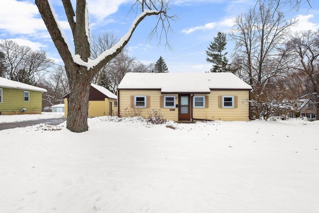 Photo of 4701 Shore Acres ROAD, Monona, WI 53716 (MLS # 2013381)