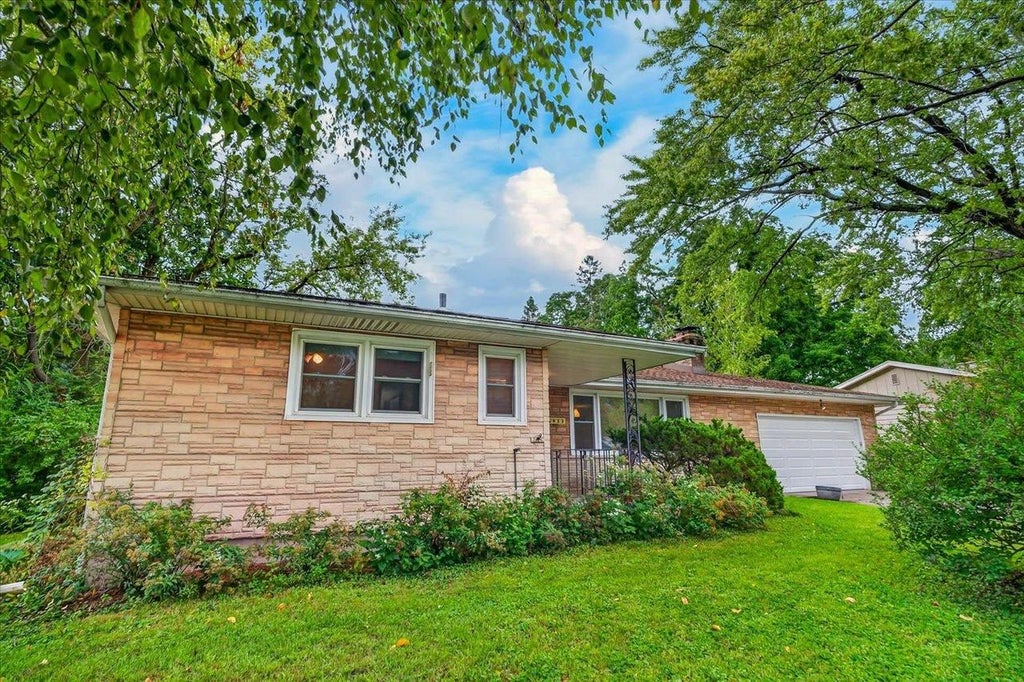 Photo of 5033 Regent STREET, Madison, WI 53705 (MLS # 2032104)