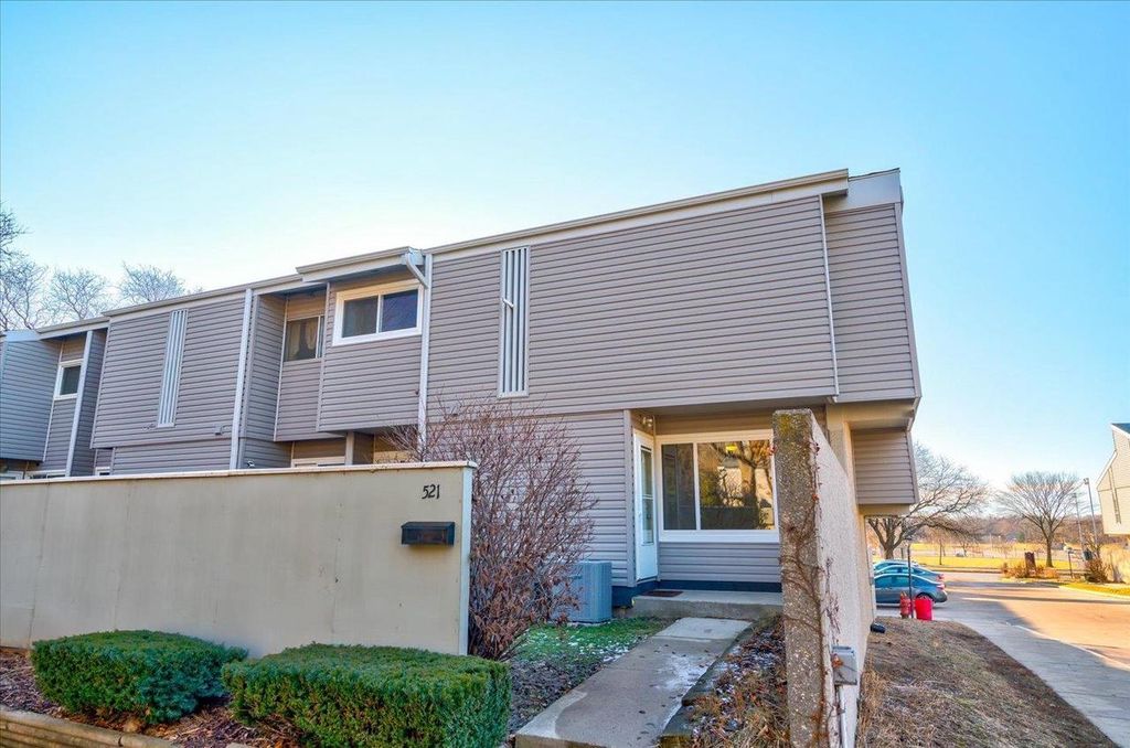 Photo of 521 East Bluff, Madison, WI 53704 (MLS # 2015233)