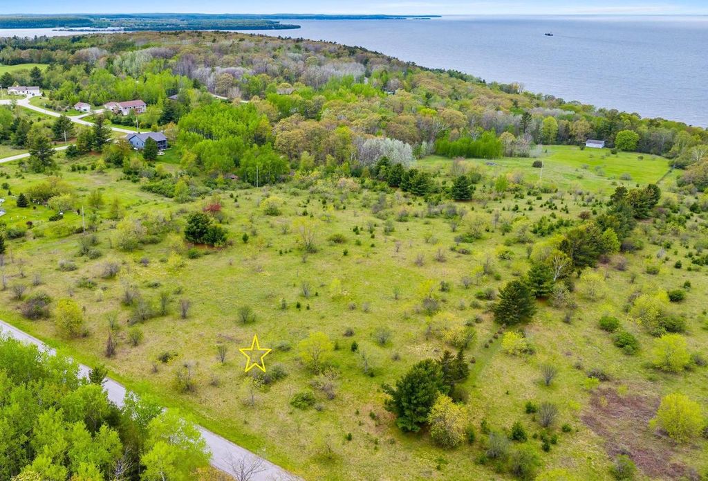 Photo of Bluff COURT, Sturgeon Bay, WI 54235 (MLS # 50326031)
