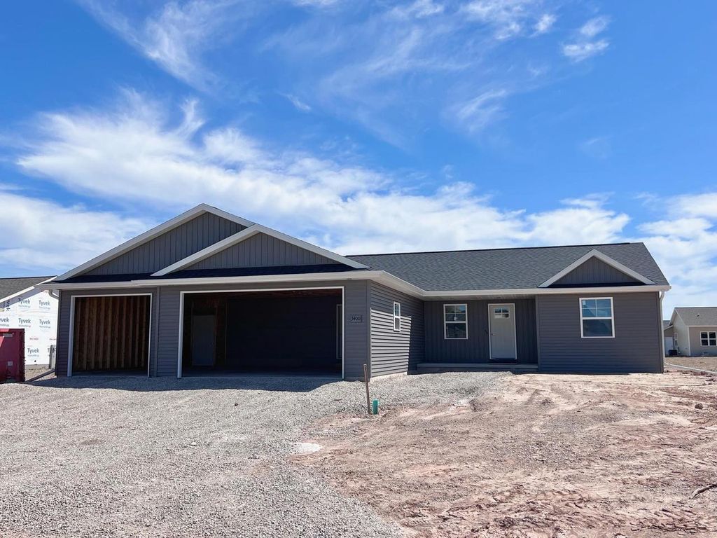 Photo of 2044 Red Fox LANE, Kaukauna, WI 54130 (MLS # 50321299)