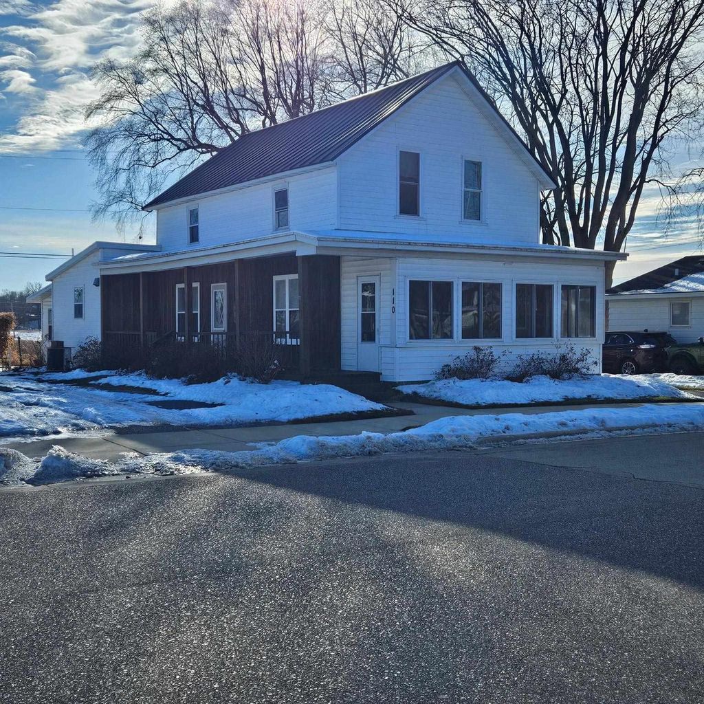 Photo of 110 W Montello STREET, Montello, WI 53949 (MLS # 2013984)