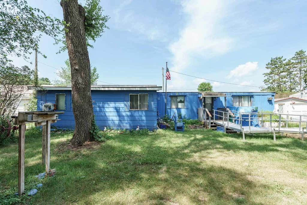 Photo of 407 E Prairie STREET, Boscobel, WI 53805 (MLS # 2021488)