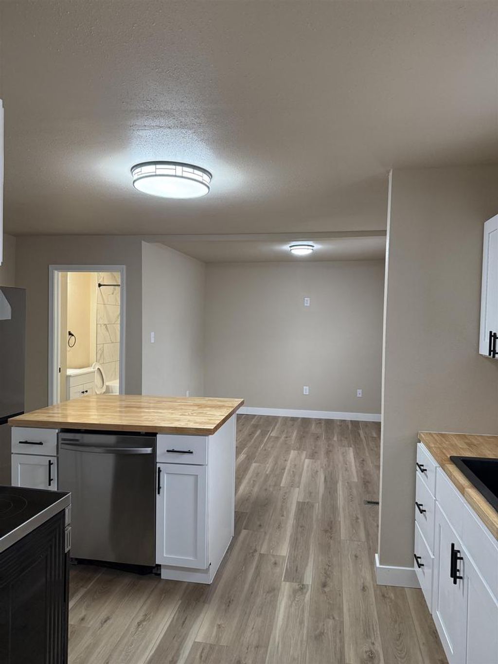 Photo of 412 N Hickory STREET, Fond Du Lac, WI 54935 (MLS # 50319029)