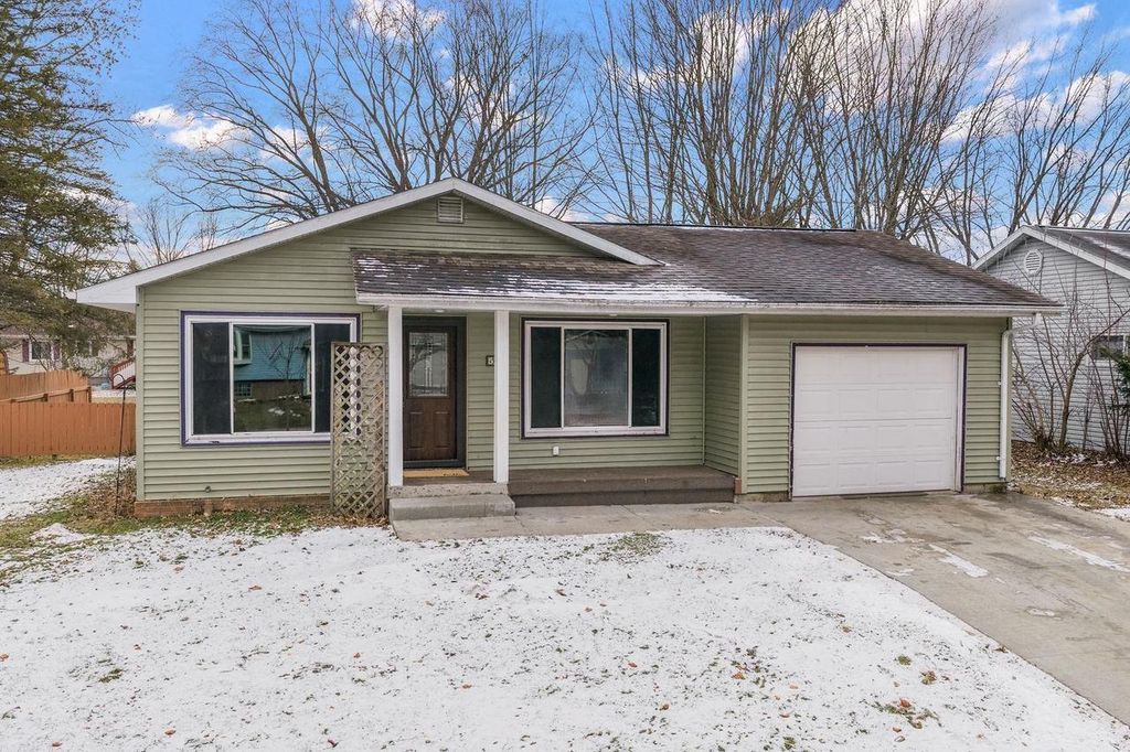 Photo of 513 W 2nd STREET, Reedsburg, WI 53959 (MLS # 2014563)