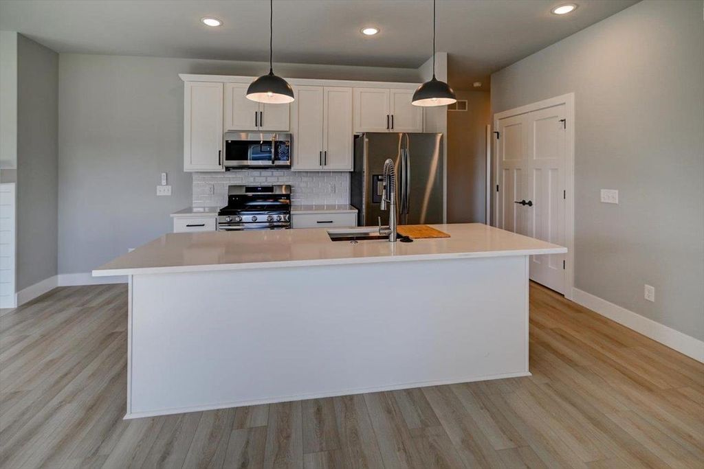 Photo of 1520 Palm Grass WAY, Stoughton, WI 53589 (MLS # 2008971)